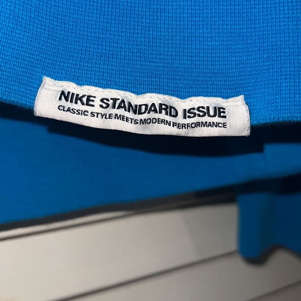 Nike sweatshirt! - Picture 3 of 4